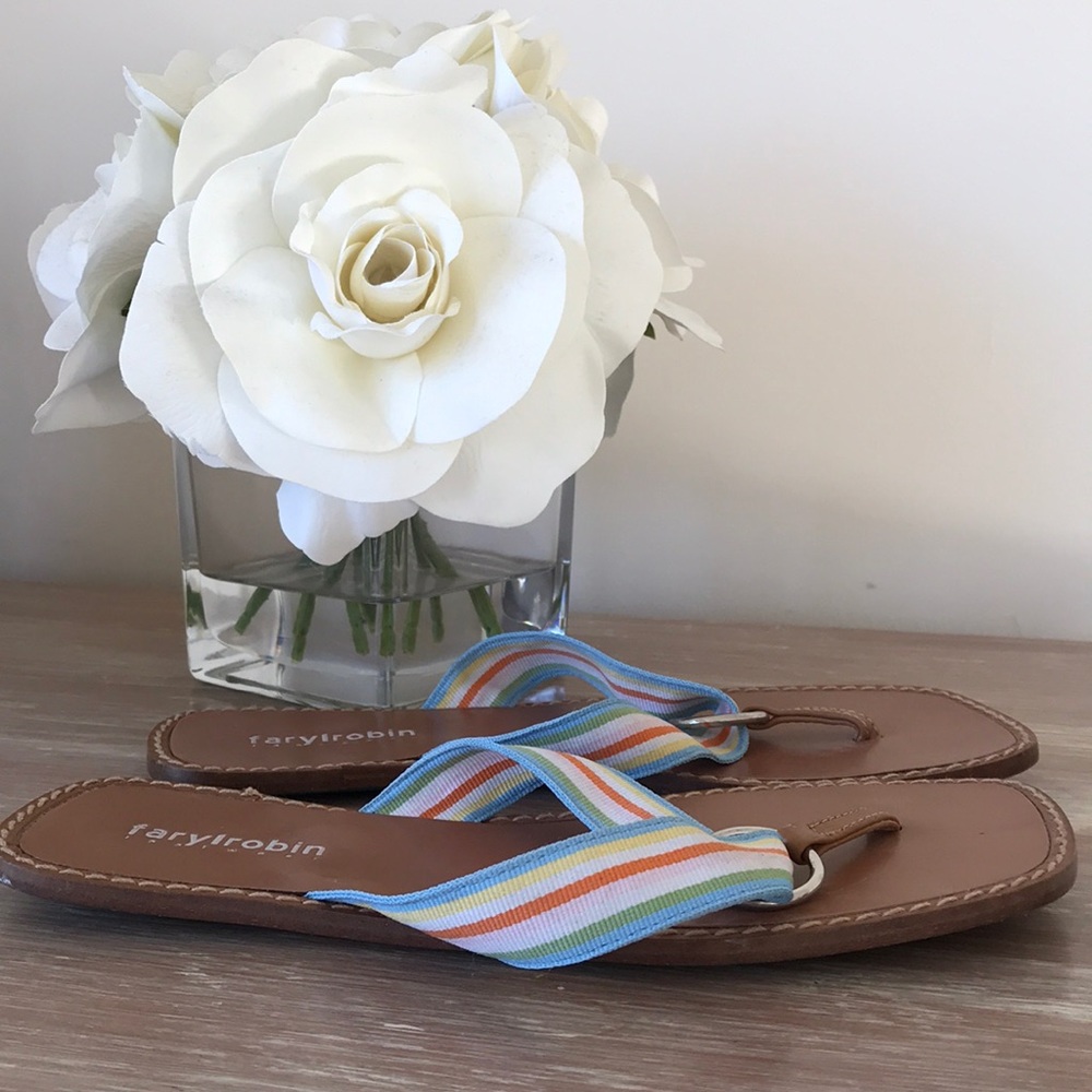 Sandals - Picture 3 of 3